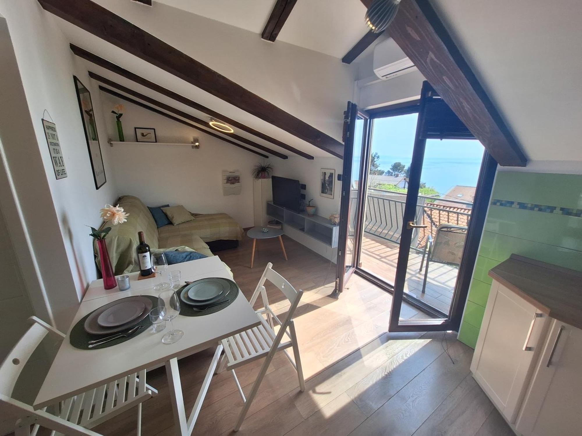 Fenix - Stunning View, Great Location & Free Parking Apartment โอปาติยา ภายนอก รูปภาพ
